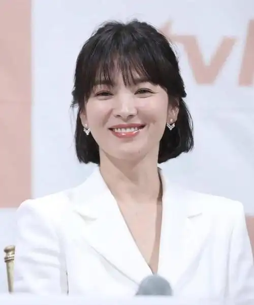 宋慧乔带火了挂耳短发发型洋气减龄显脸小很四五十岁女人