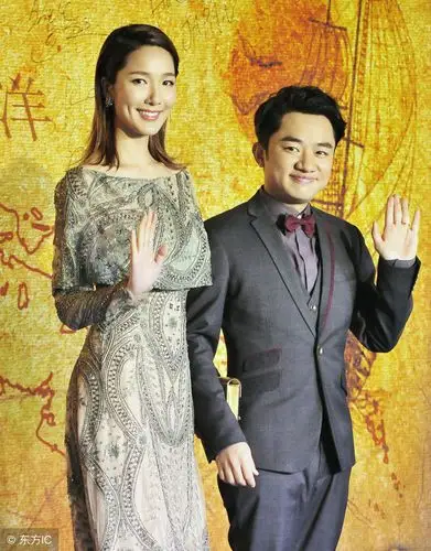 王祖蓝李亚男夫妻同框照片,夫妻两人恩恩爱爱