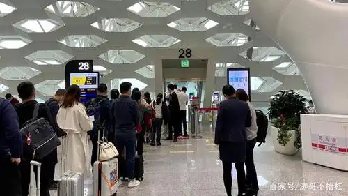 吐槽一下有78个登机口的深圳宝安国际机场!