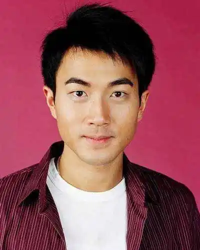 别再说tvb眼瞎了,刘恺威早期颜值真的很一般