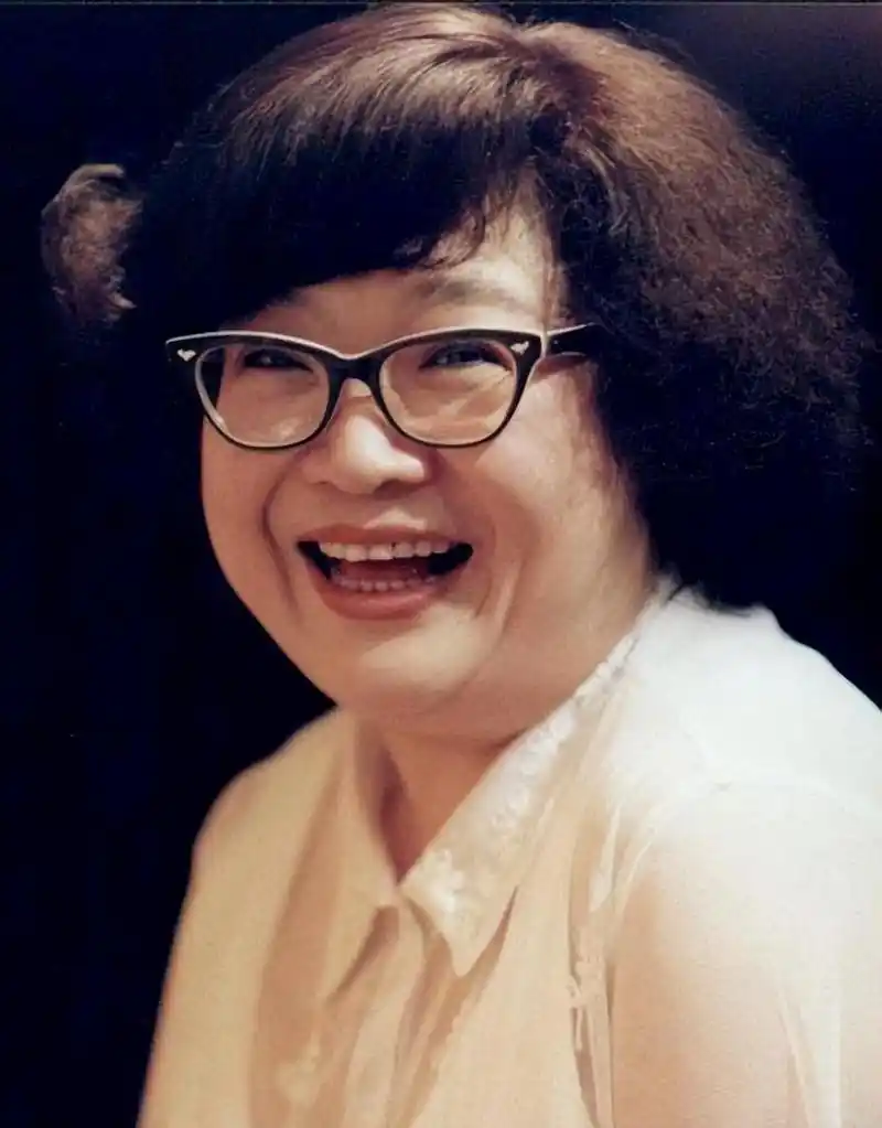 回顾:沈殿霞去世多年,答应她好好照顾女儿的前夫郑少秋做到了吗