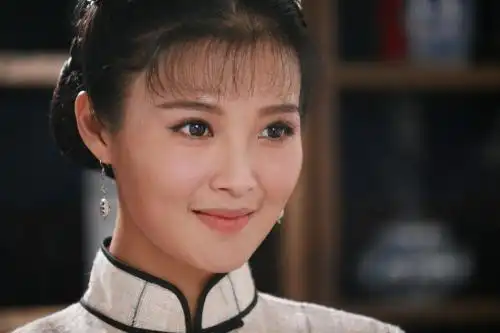 白庆琳做客《娱乐圈里人》栏目 白庆琳拒绝被潜