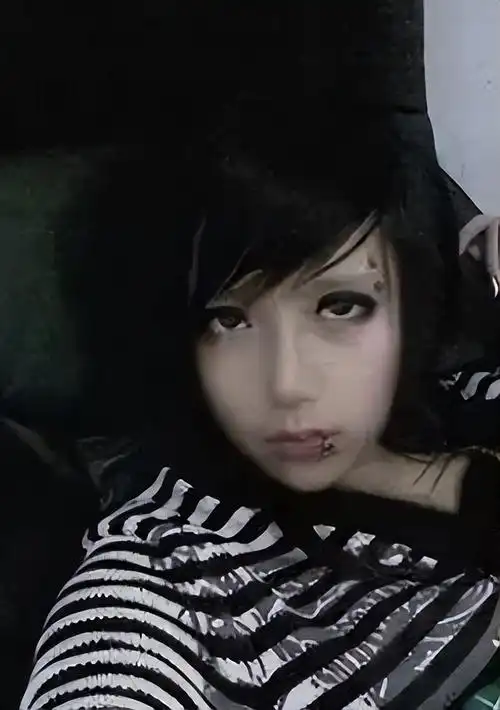 网红鼻祖沉珂死了7年奇迹复活如今过得还好吗