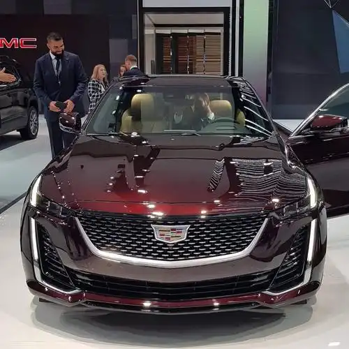 优雅运动的风格 全新凯迪拉克ct5海外实车