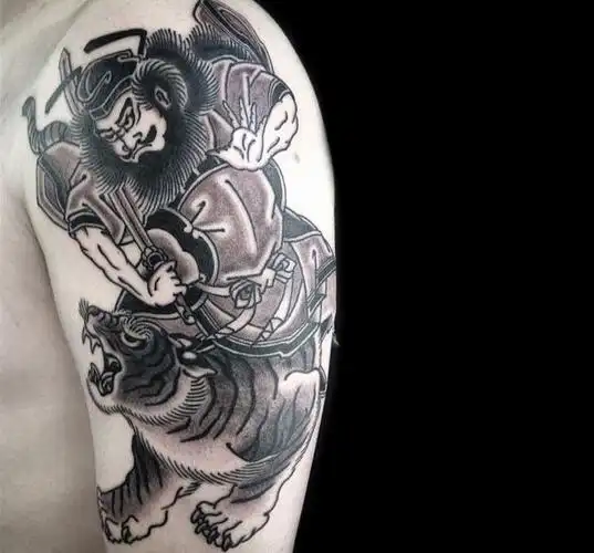 上臂钟馗花臂纹身图案