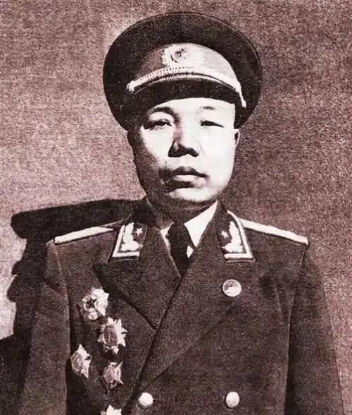 1985年萧华逝世,临终前叮嘱妻子:我还有两件事放心不下