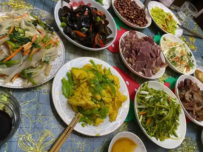 北方人最爱的5道下酒菜,实惠又好吃,老酒鬼:最后一个经典