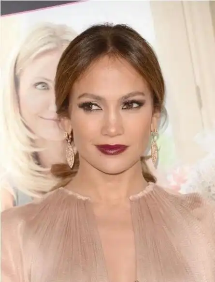 世界上身价最高的女人詹妮弗洛佩兹全身保额107亿