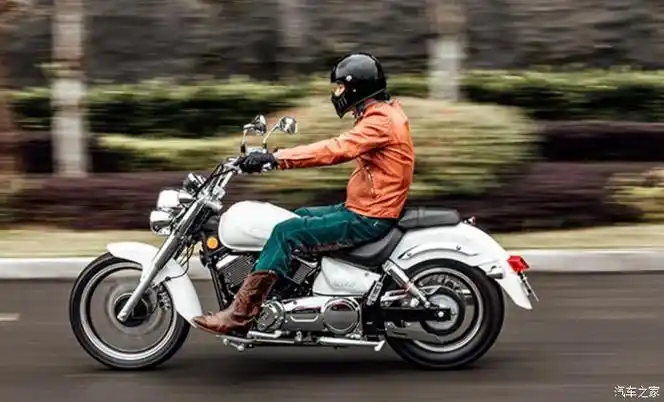 复古巡航"力帆v16"出战:降价3700元,升级5项配置_摩托车论坛_汽车之家