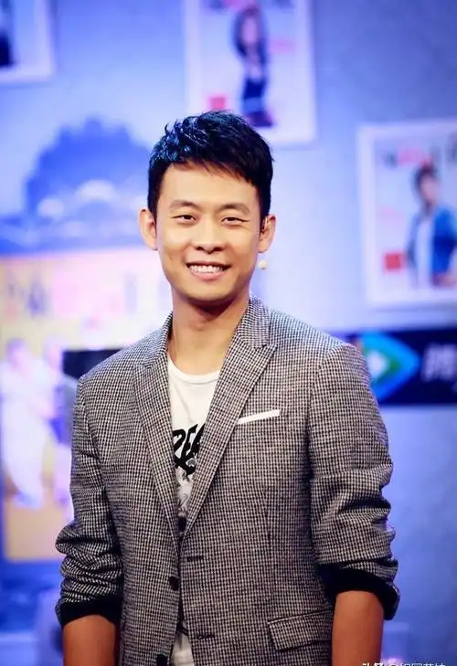 张译:因跑龙套被前女友甩,娶大6岁2婚央视主持人,今逆袭成影帝