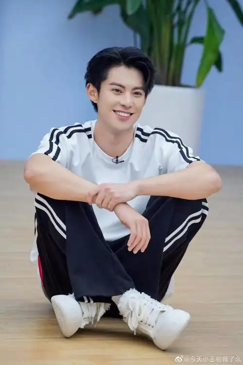 丨林墨丨张嘉元丨宋亚轩丨虞书欣丨沈梦瑶丨刘耀文丨朱正廷part2