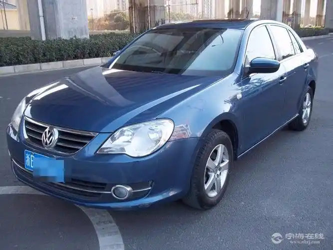 大众宝来1.6at天窗 宝蓝色 3.45 万 不要拿低价与骗人的信息来比