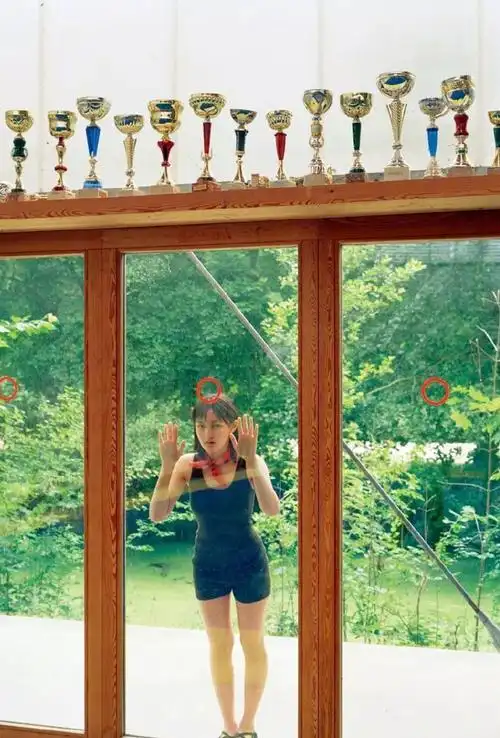 文淇最新时尚杂志封面大片59