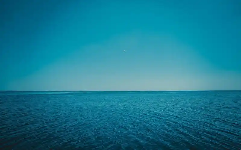 精选蔚蓝大海自然风光图片桌面壁纸高清大图预览1920×1200_风景壁纸