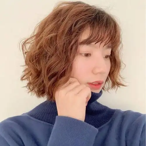 2021年了,"法式绵羊烫"超流行|短发|发型|烫发_网易订阅
