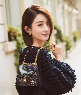 胖女孩显脸小发型_10款胖脸女生适合发型 脸大