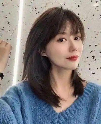 30岁最洋气的减龄发型,时髦感十足的短发发型