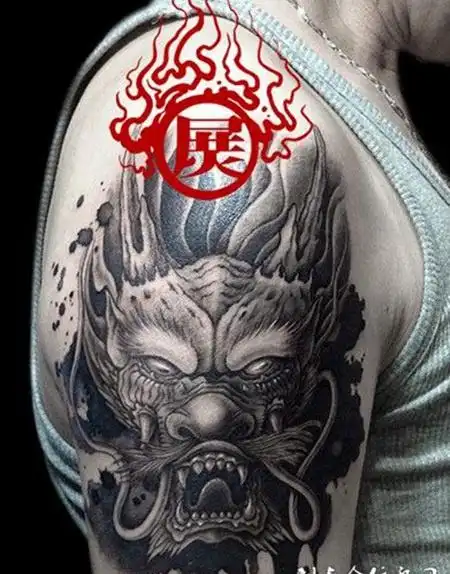 男人手臂纹身图案霸气刺青