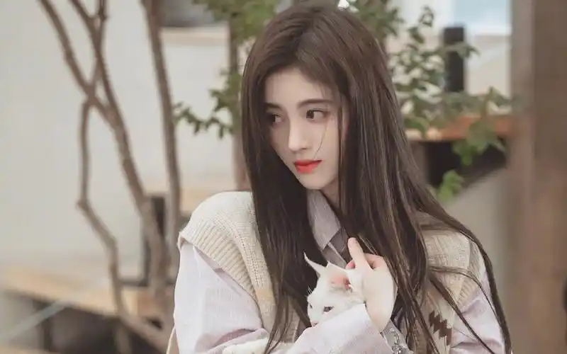 鞠婧祎冷艳优雅高清桌面壁纸[6/13]_高清壁纸 | 手机壁纸 | 电脑壁纸