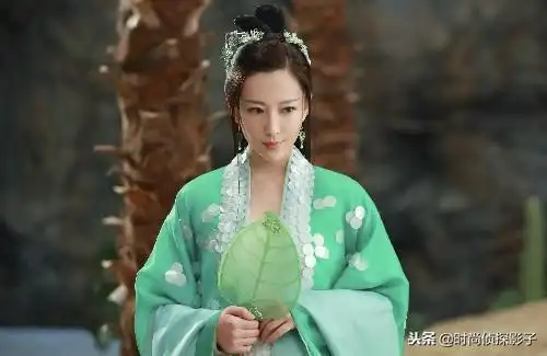 《封神英雄榜》中麦迪娜扮演玉馨,这部剧大部分人的造型都挺浮夸的