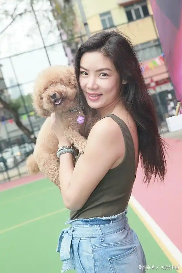 黎明的前任乐基儿