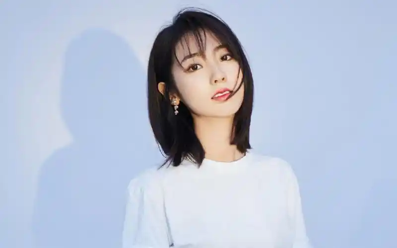 邢菲清新元气写真图片桌面壁纸