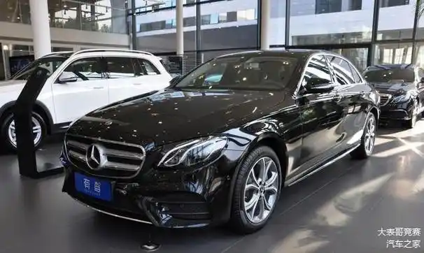 奔驰e300全系标配防爆胎安全性能再升级