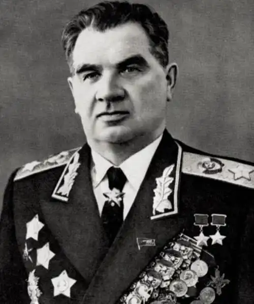 二战最惨烈巷战一个师投进去三天就打光了