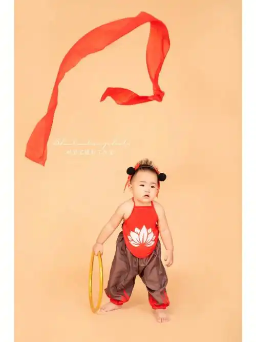 小哪吒主题偷笑偷笑迷你版的小哪吒