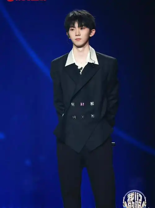 两年一张精修也没有91#马嘉祺  #我们的歌  #时代少年团