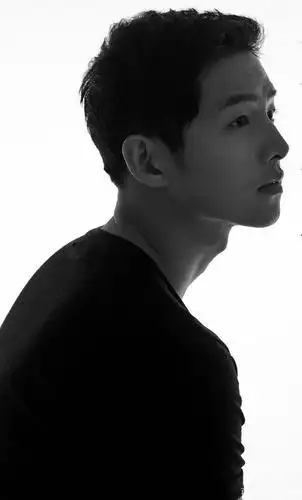 韩国男星侧颜杀盘点,孔刘李栋旭齐上榜!