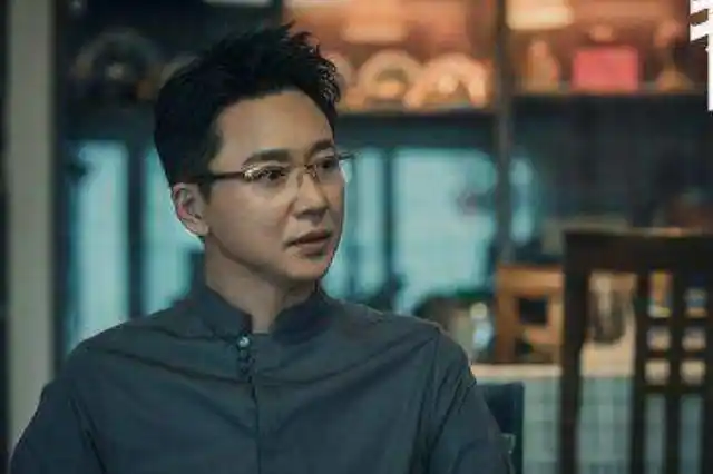 刘奕君大器晚成,人至中年与儿子同台飙戏:演技是可以继承的