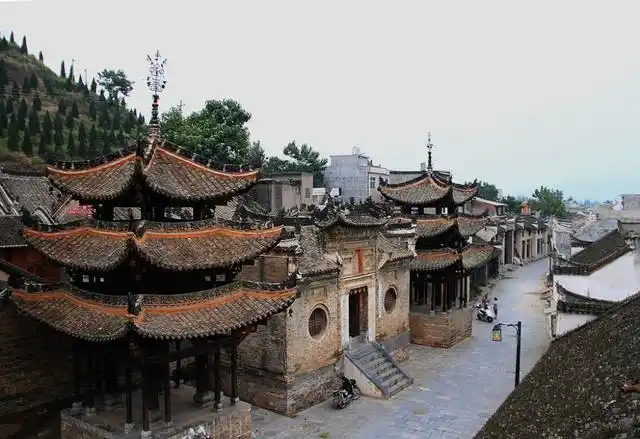 河南这处古镇位于深山江畔,曾誉为"小上海",古朴秀美还无门票
