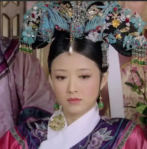 甄嬛传 华妃 簪子 步摇 护甲 点翠 皇后