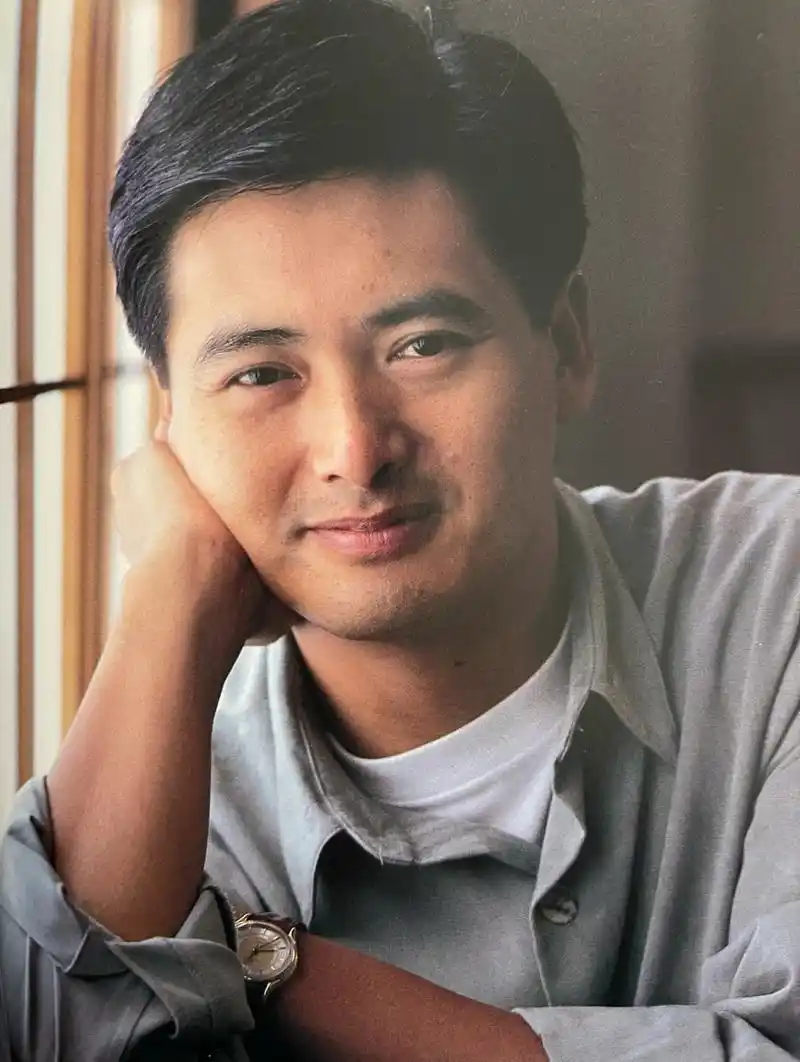 "赌神"周润发被曝"双面人",晚节不保,完美人设都是伪装