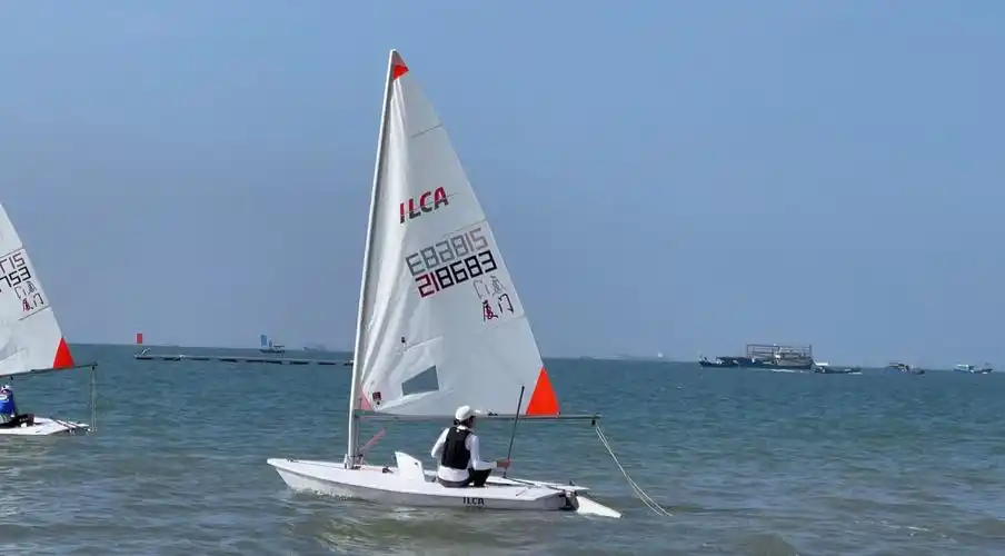 北海学青会帆船项目比赛在北海银滩圆满落幕