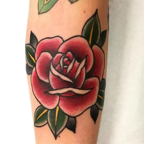 小臂oldschool玫瑰纹身图案