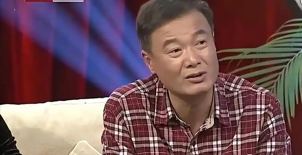 演员孙松:36岁结婚,婚后23年无儿无女,成母亲韩颖最大的遗憾_表演_韩