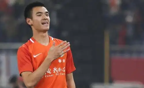 中国罗本挤掉刘彬彬进国足 缘于里皮看中他三点优势