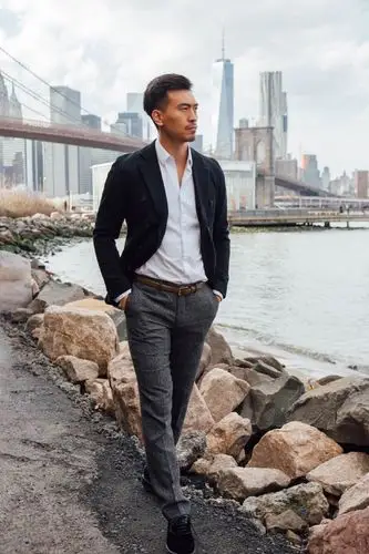 纪焕博雅痞私服上线!纯爱网剧《初恋爱》青岛开拍