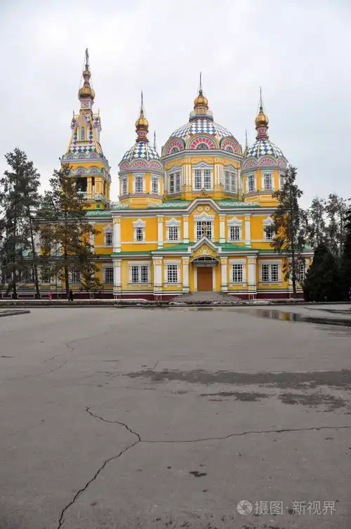 耶稣升天大教堂在阿拉木图,哈萨克斯坦照片-正版商用图片04qfup-摄图