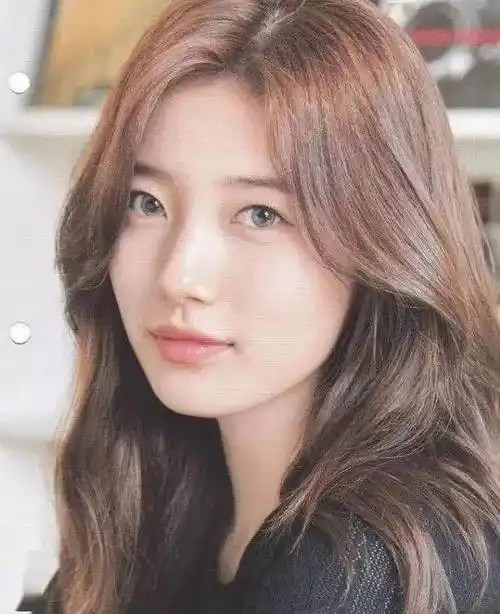 女生方脸高级又大方那方脸女生适合什么发型