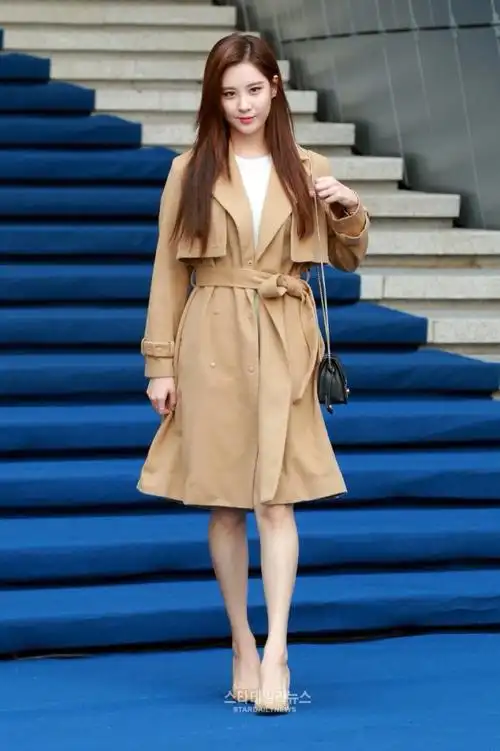 韩国时装周 徐贤 151019淑女下楼梯的正确示范