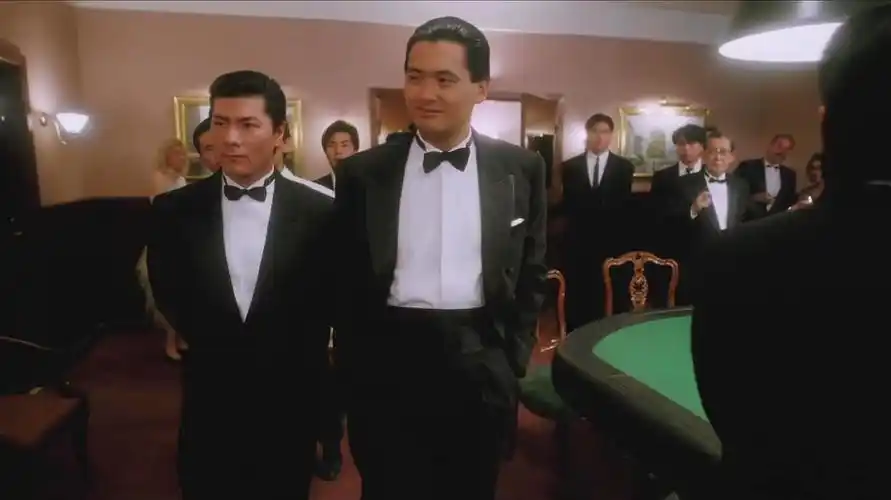 赌神霸气出场,真是永远的经典百看不厌!