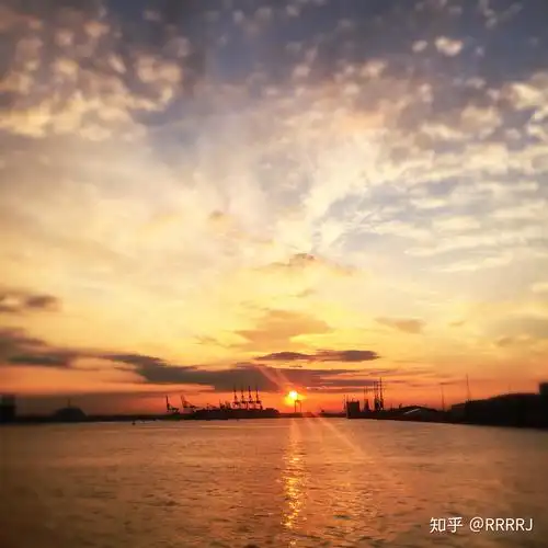 英国有什么风景好适合安安静静晒太阳发呆一下午的地方?