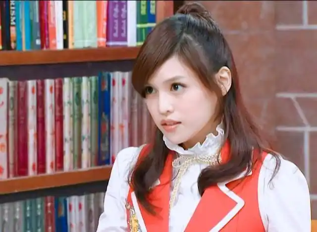 萌学园素材抱图关注