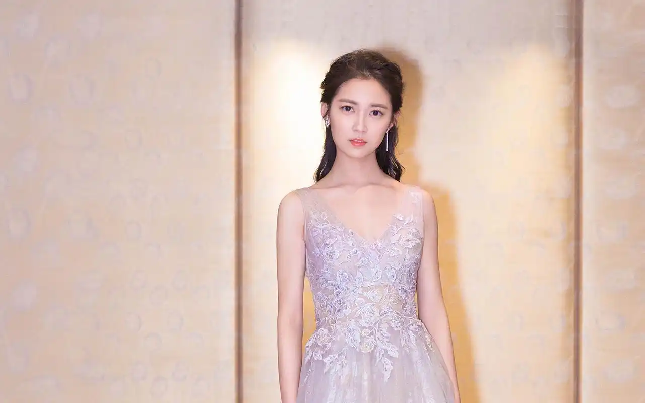 陈钰琪薄纱仙气写真图片桌面壁纸