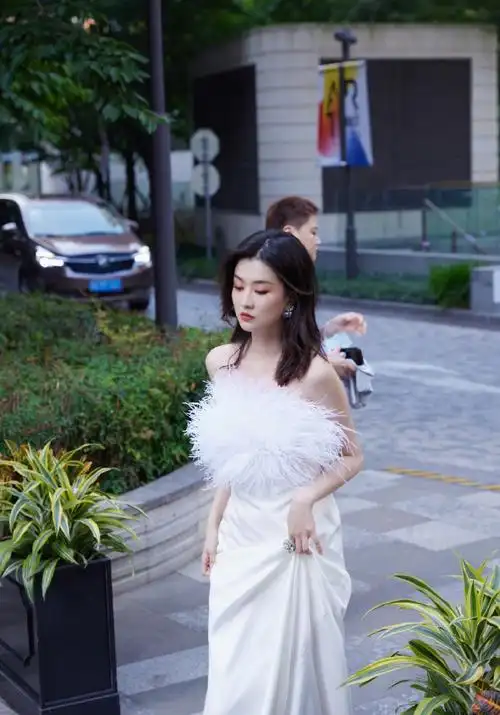 乔欣好贵气##乔欣白天鹅