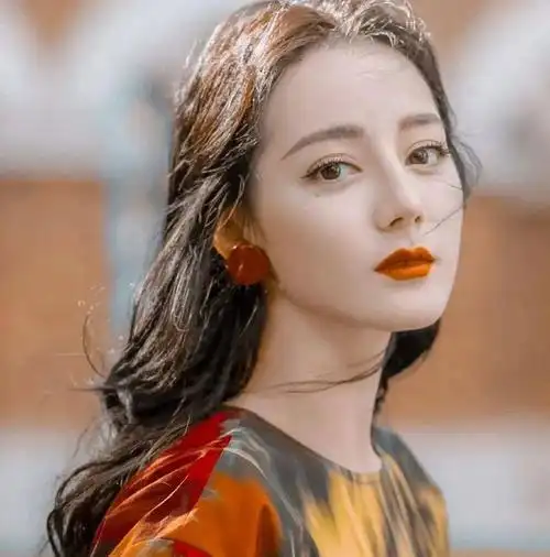 微信头像张楚楚迪丽热巴