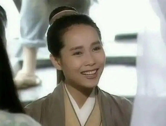 满满的都是回忆呢～说到反串,有一位实力派演员不得不提,她就是叶童